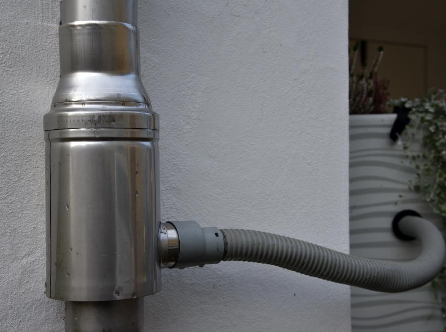 Regenwassersammler am IBC anschließen