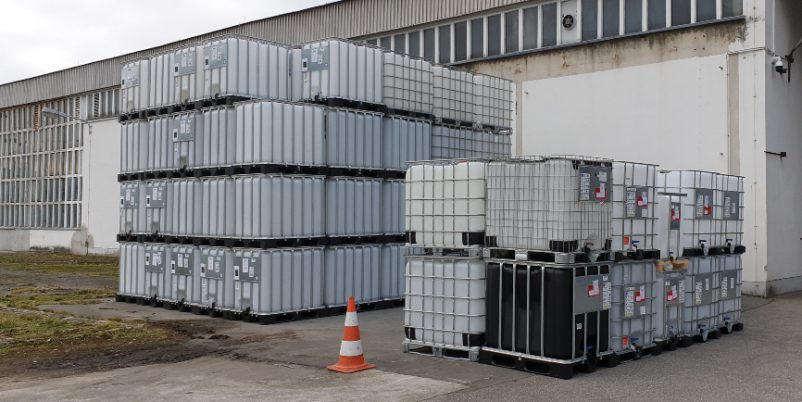 IBC Container mit Gittertank