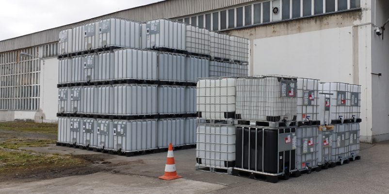 IBC Container mit Gittertank