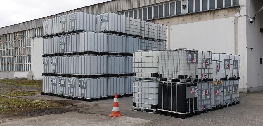 IBC Container mit Gittertank