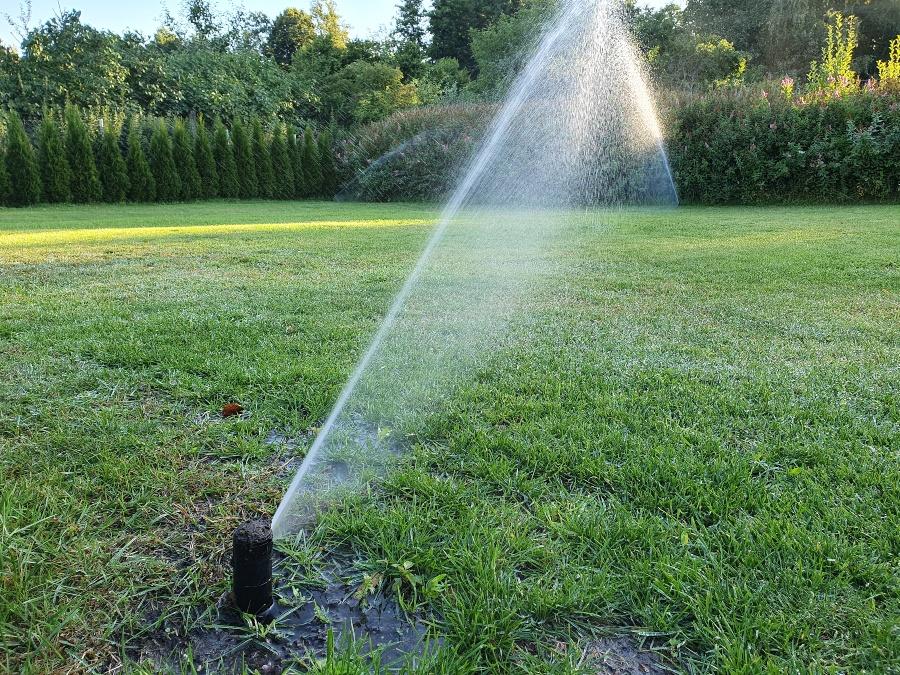 Rain Bird PopUp Rotorsprinkler - Bewässerungsanlage einwintern durch Entleerung der Rohre und Schläuche