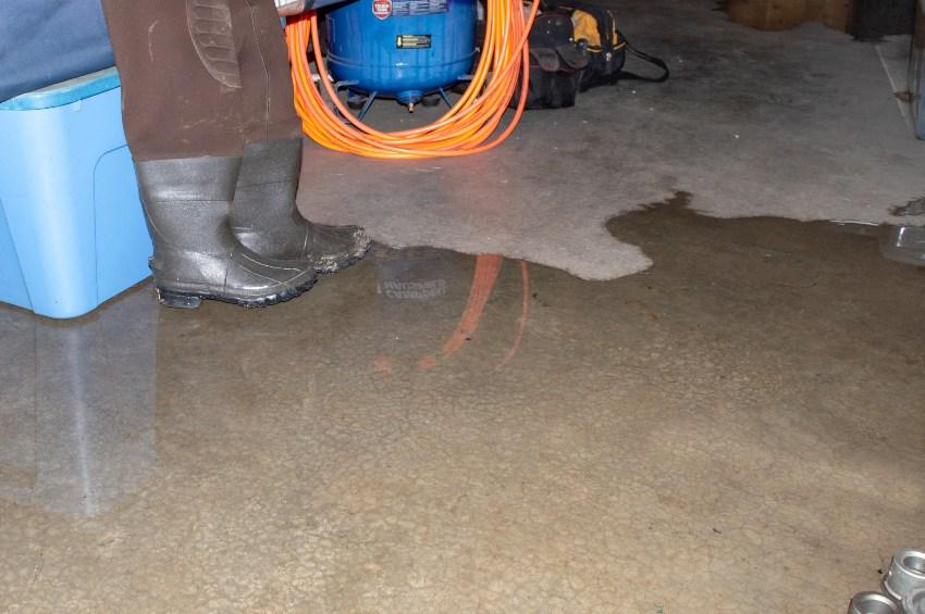 Wasserschaden im Keller - Überlaufstop bei Regensammlern können dies gegebenenfalls verhindern