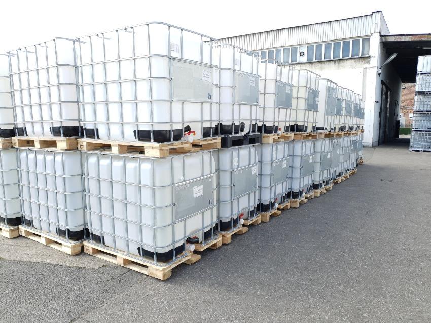 1250l IBC Container auf Stahlpalette NEU - High Density Polyethylen für IBC Container
