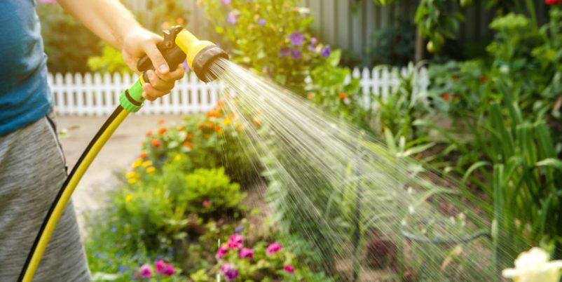 Gartenbewaesserung-Schlauch - Wasserdruck des Gartenschlauchs