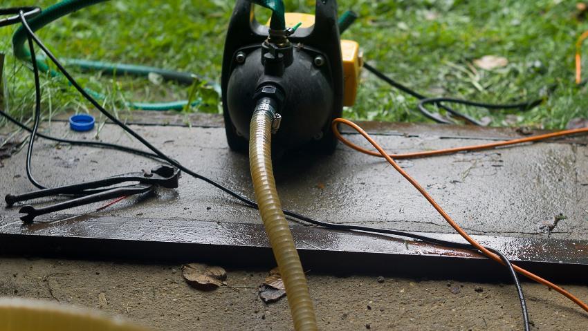 Wasserpumpe-Reparatur