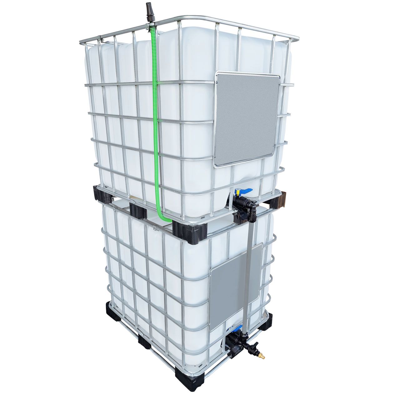 2000l IBC Wassertank übereinander mit Rohr Tankverbindung