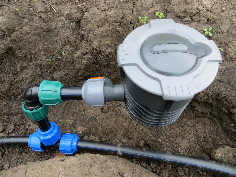 Unterirdisches Wassersystem mit Wassersteckdose